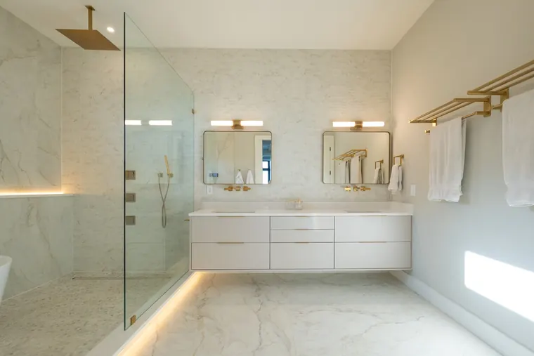 Floating double vanity